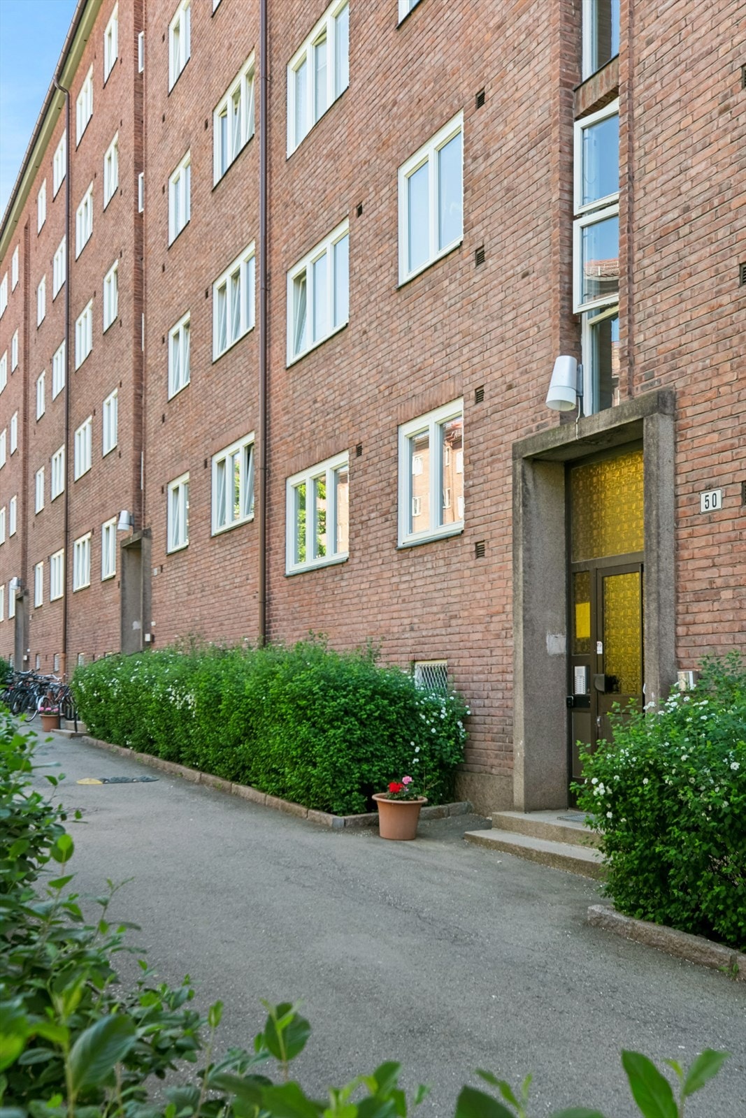 Velkommen til Tøyenhus Borettslag! Her bor du i et trygt og veletablert borettslag med god økonomi. Galleribilde