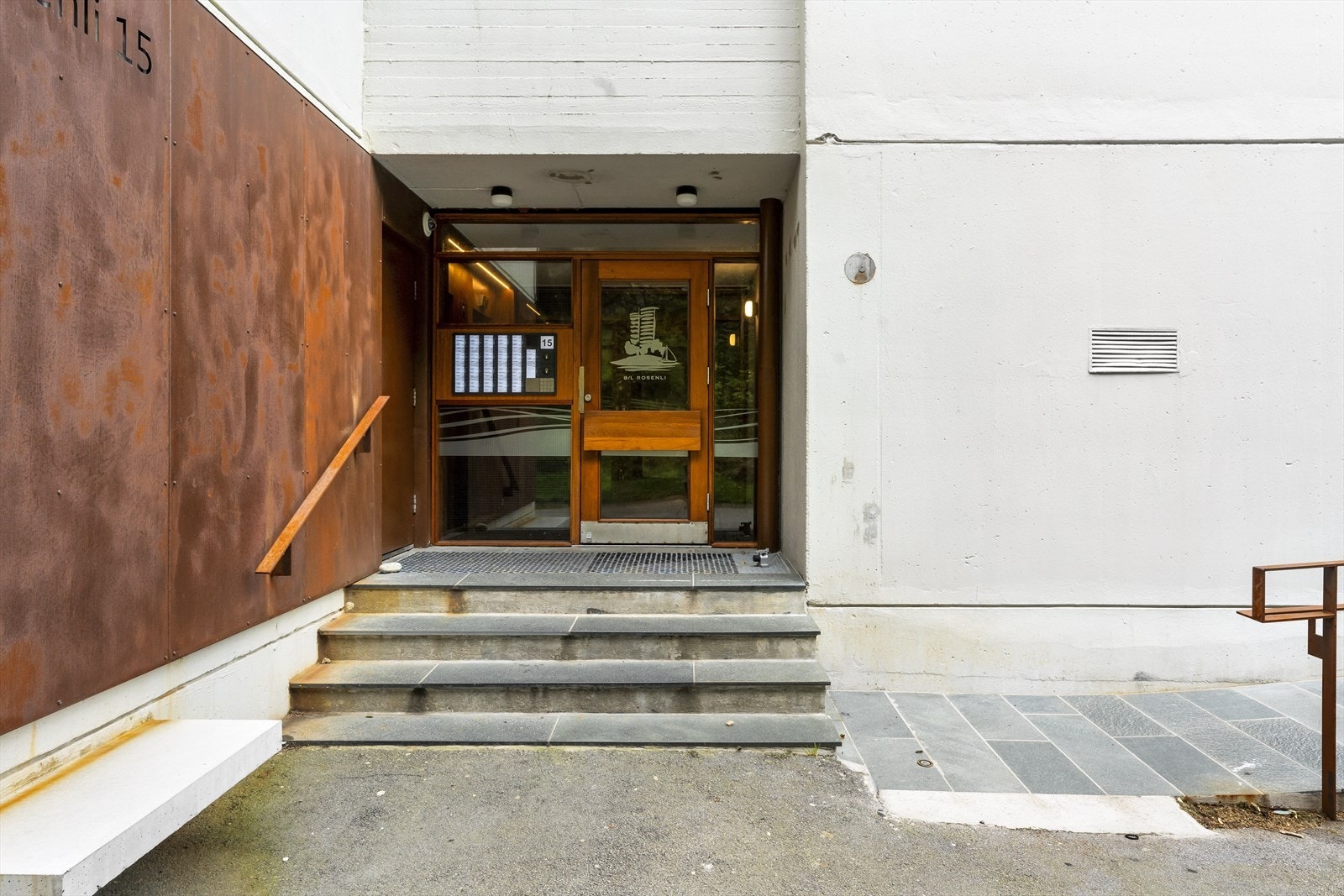 Inngangsparti Galleribilde