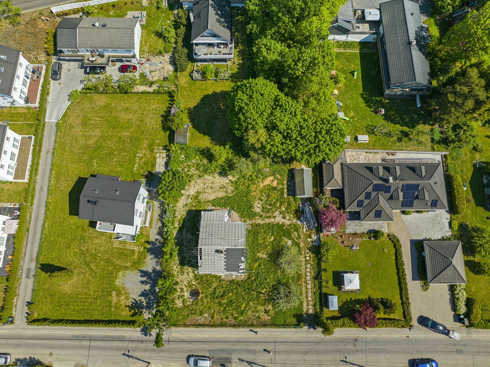 Det er kort vei til marka med flotte turmuligheter sommer som vinter. Galleribilde