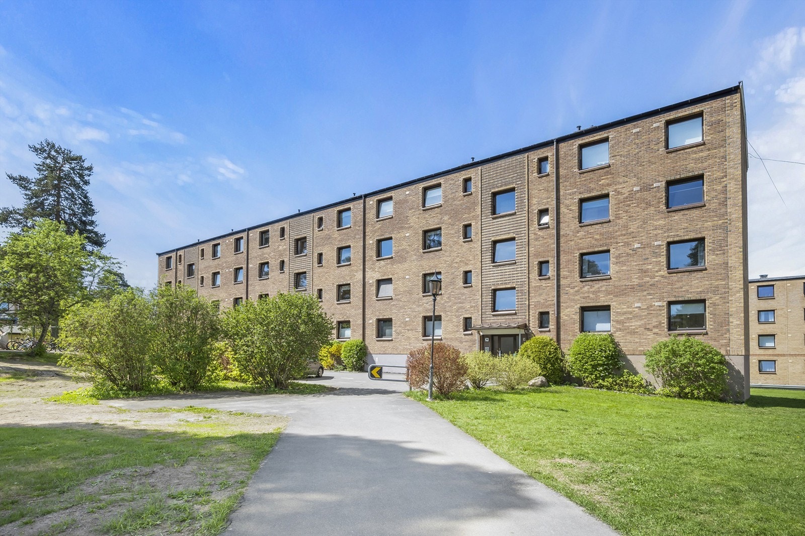 Blokka sett fra inngangsiden. Galleribilde