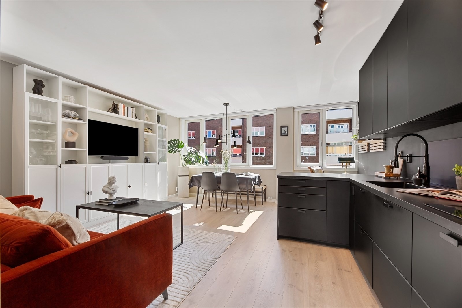 Lekkert og moderne kjøkken, nytt i 2019. Galleribilde