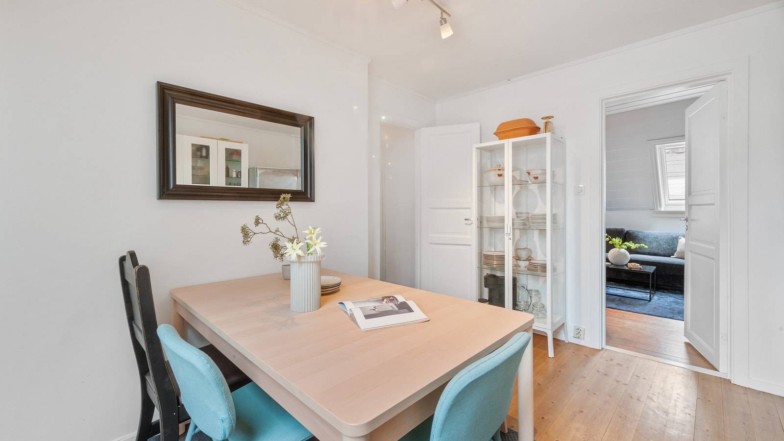 Dør til gang og stue Galleribilde