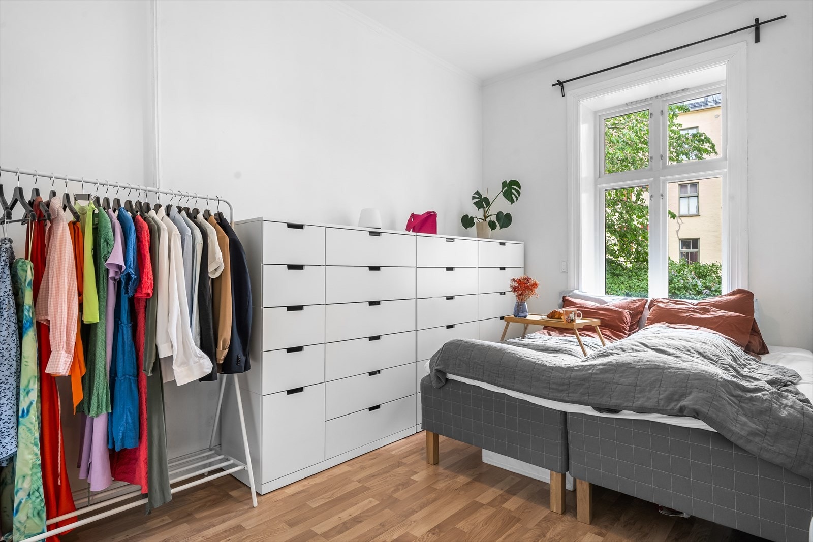 Soverommet har godt med gulvareal og har flere innredningsmuligheter. Galleribilde