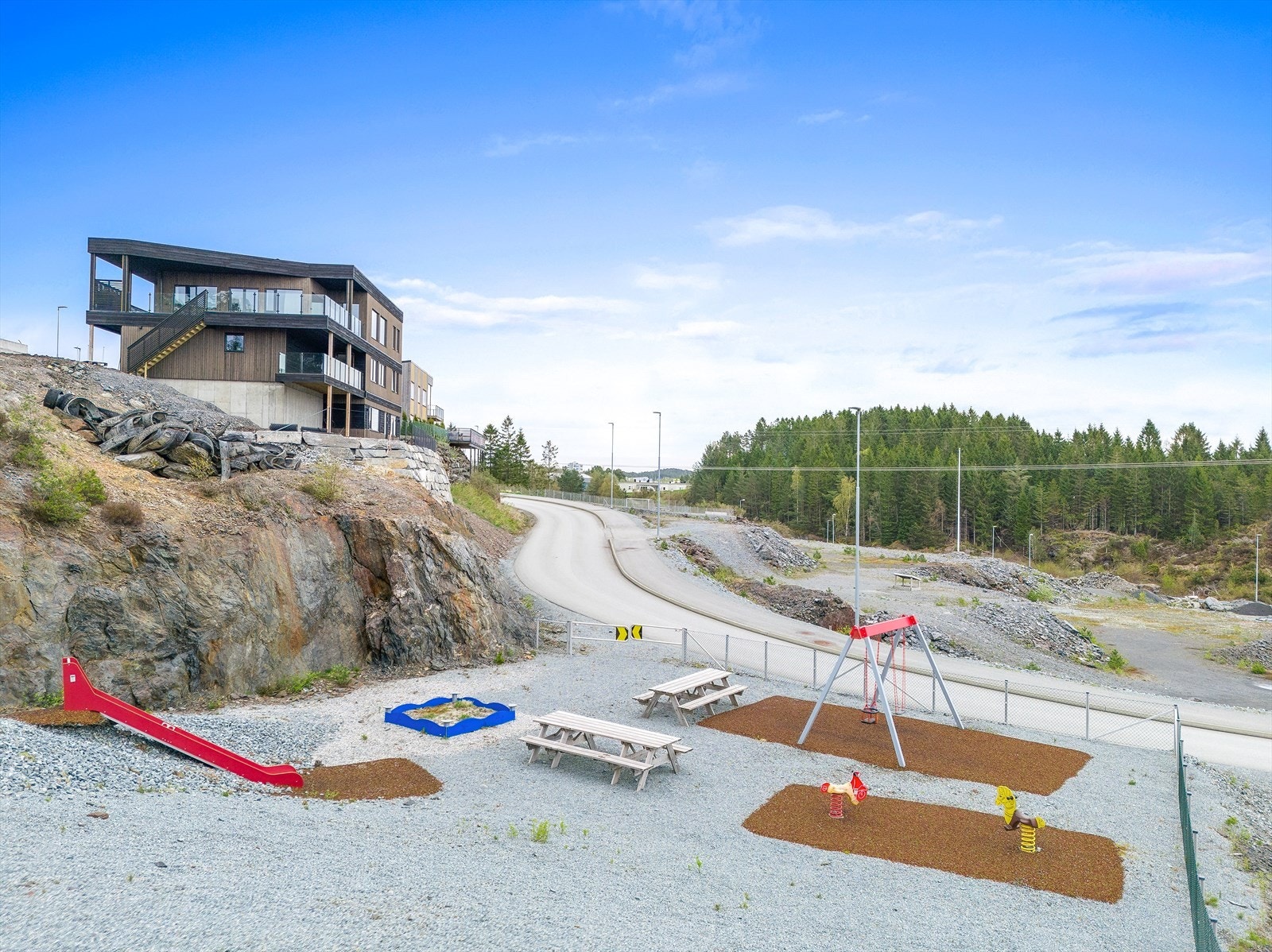 Lekeplass like i nærheten av eiendommen Galleribilde