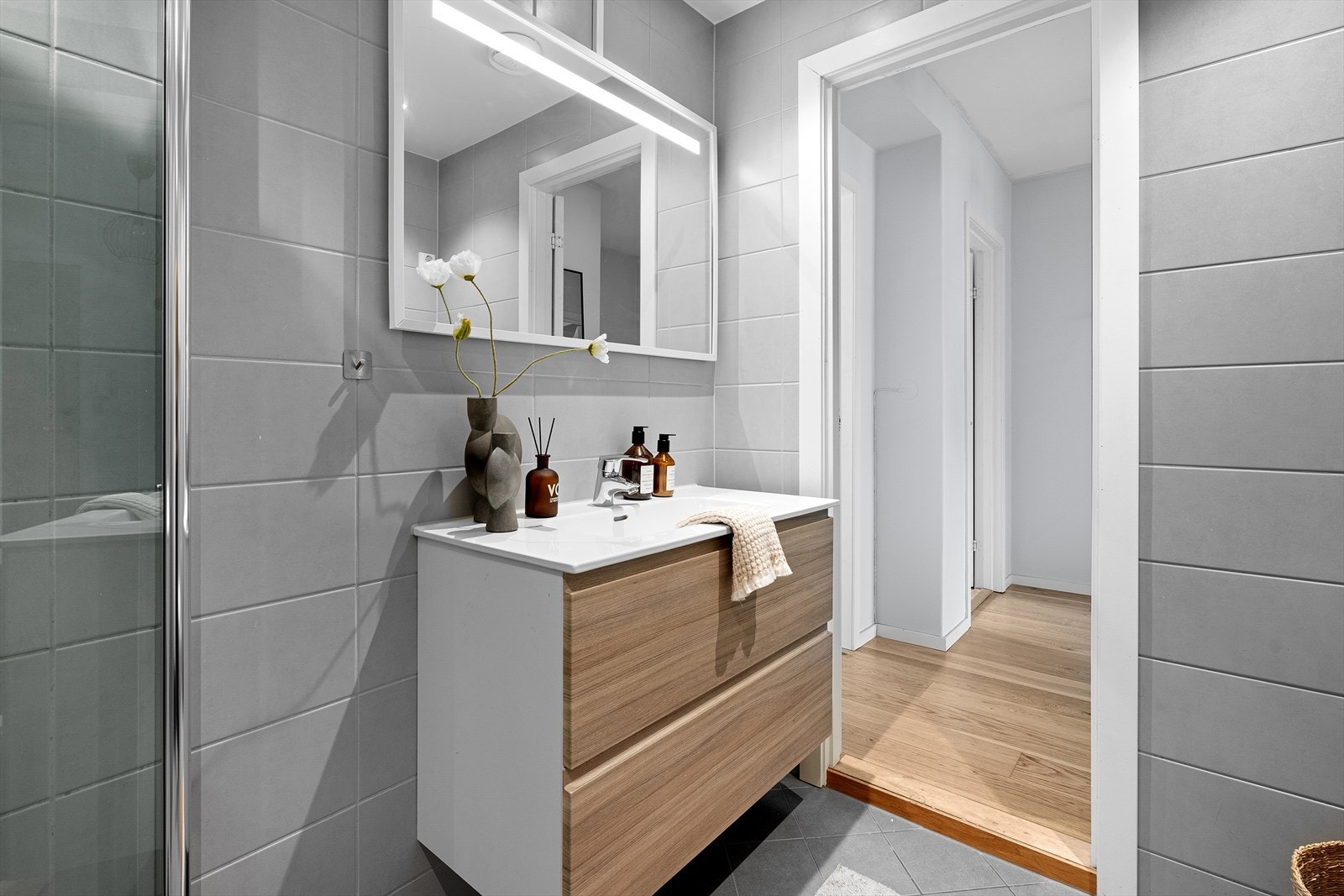 - Badet ble renovert i 2021 i regi av borettslaget - Galleribilde