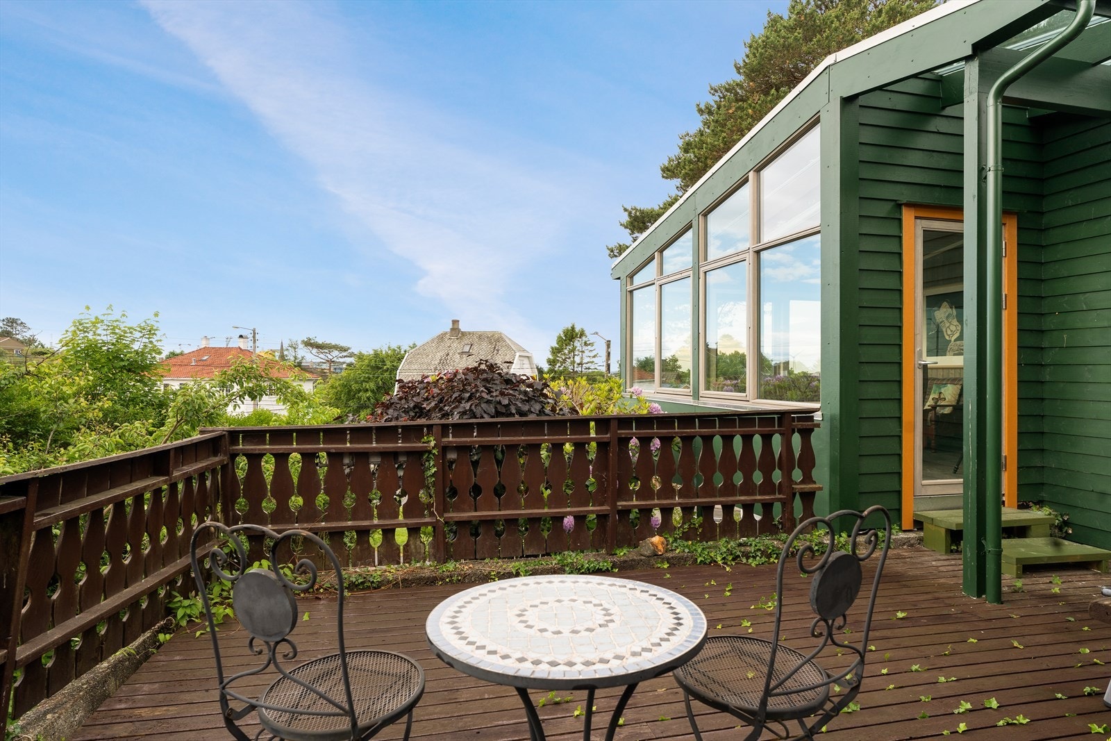 Terrasse med gode solforhold. Galleribilde