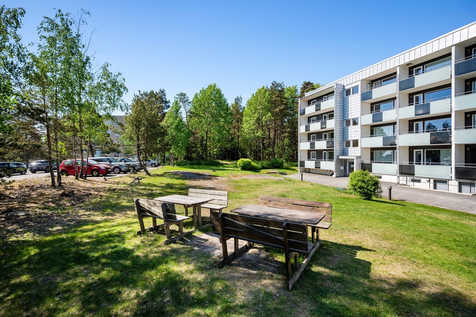 Borettslaget har fine uteområder som benyttes i fellesskap. Galleribilde