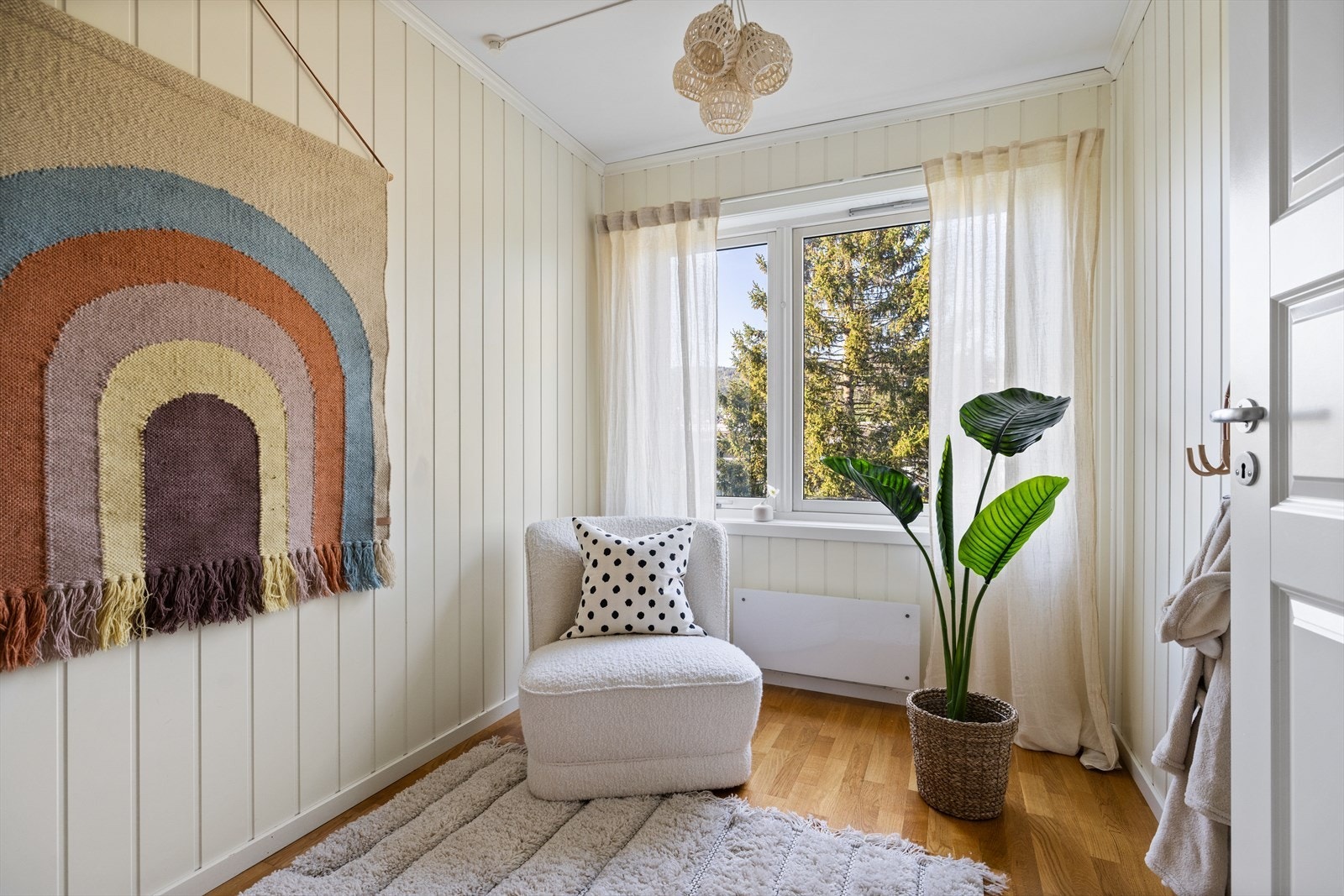 Soverom med adkomst fra kjøkkenet Galleribilde