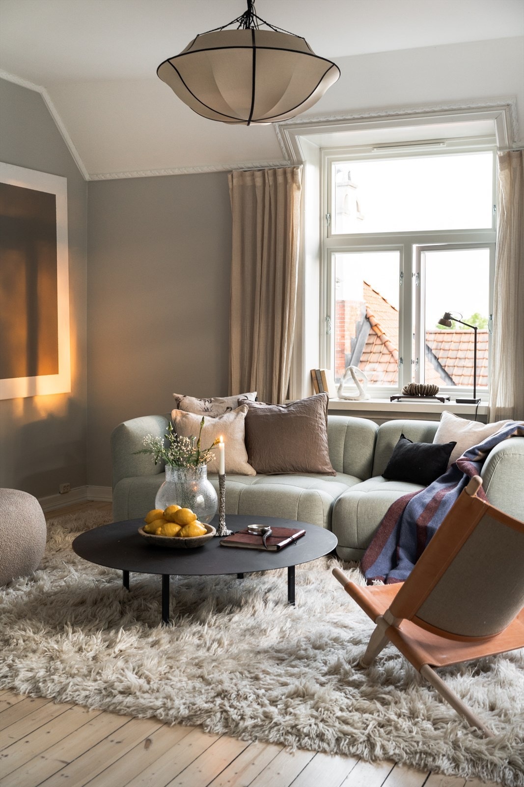 Nydelig lysinnslipp. De fleste vinduer og balkongdører ble byttet ut i 2023 Galleribilde