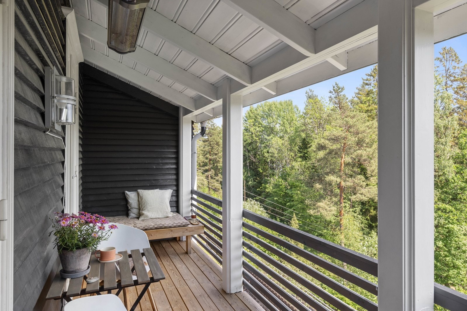 Her er det plass til flere sittegrupper Galleribilde