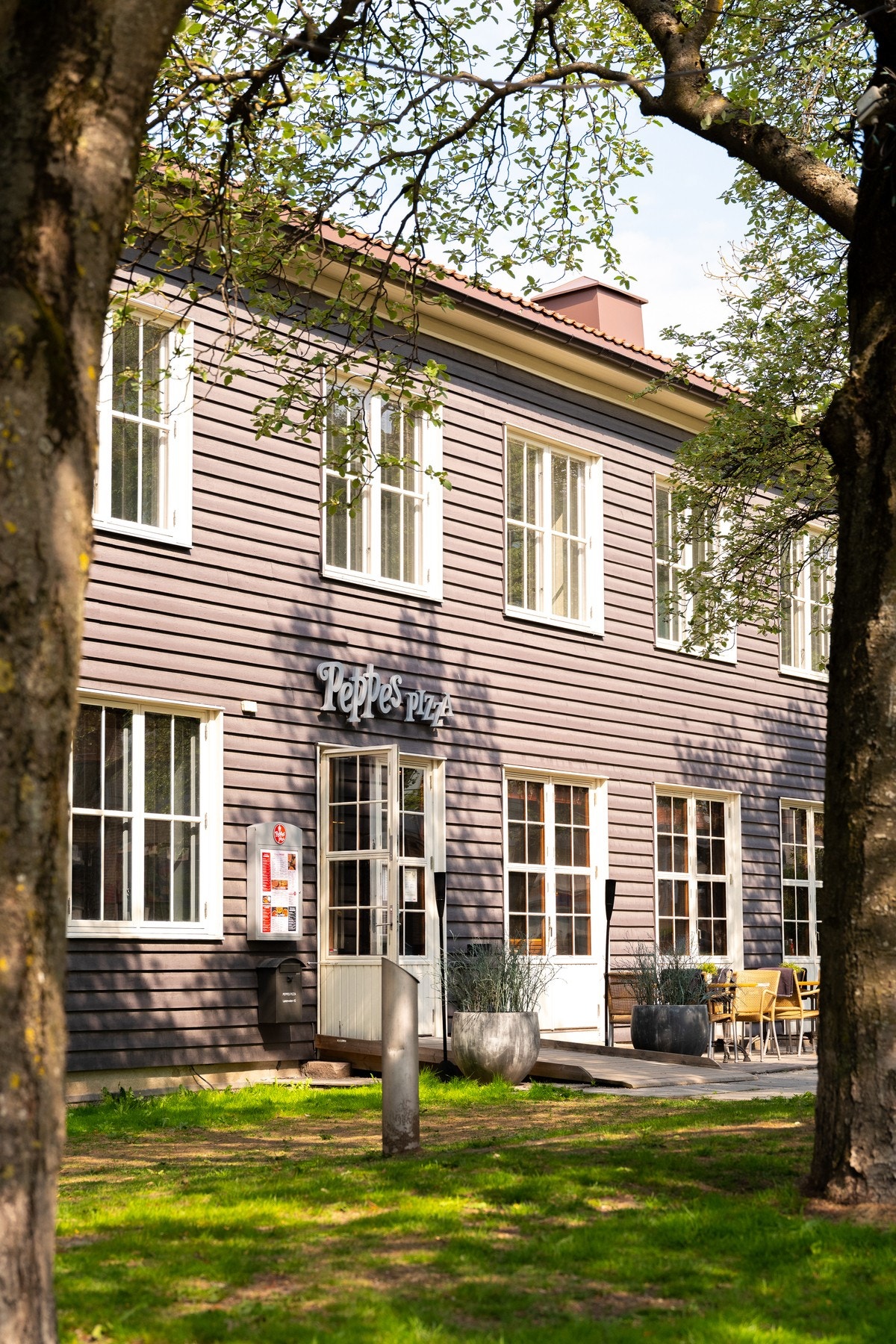 Man finner også Peppes, Dominos, Umai Sushi, Sanjays, Tiffany's. Fryd m.m bare et par minutter unna boligen Galleribilde