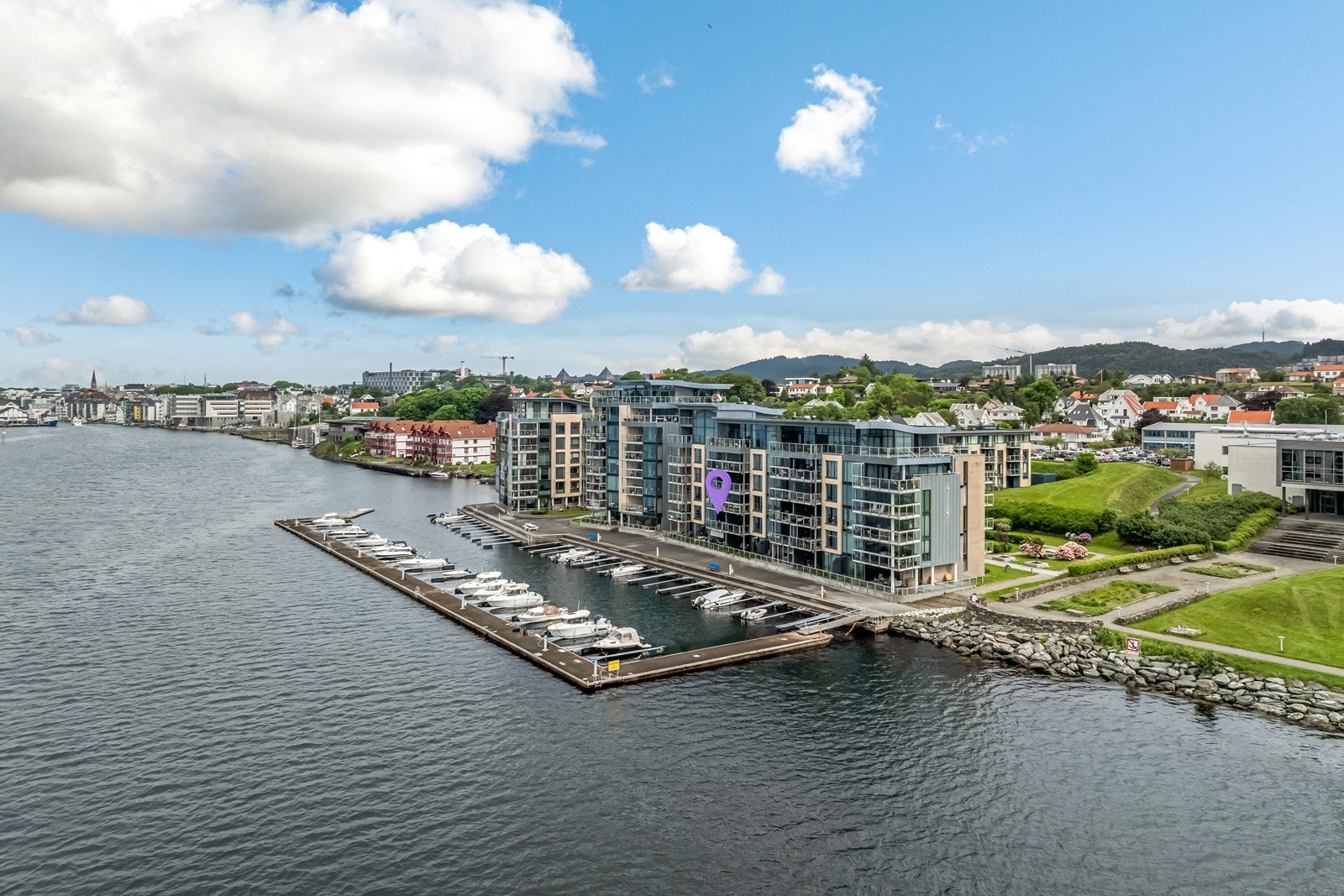 Velkommen til Smedasundet 19C - Presentert av Joakim Steine v/Eiendomsmegler A! Galleribilde