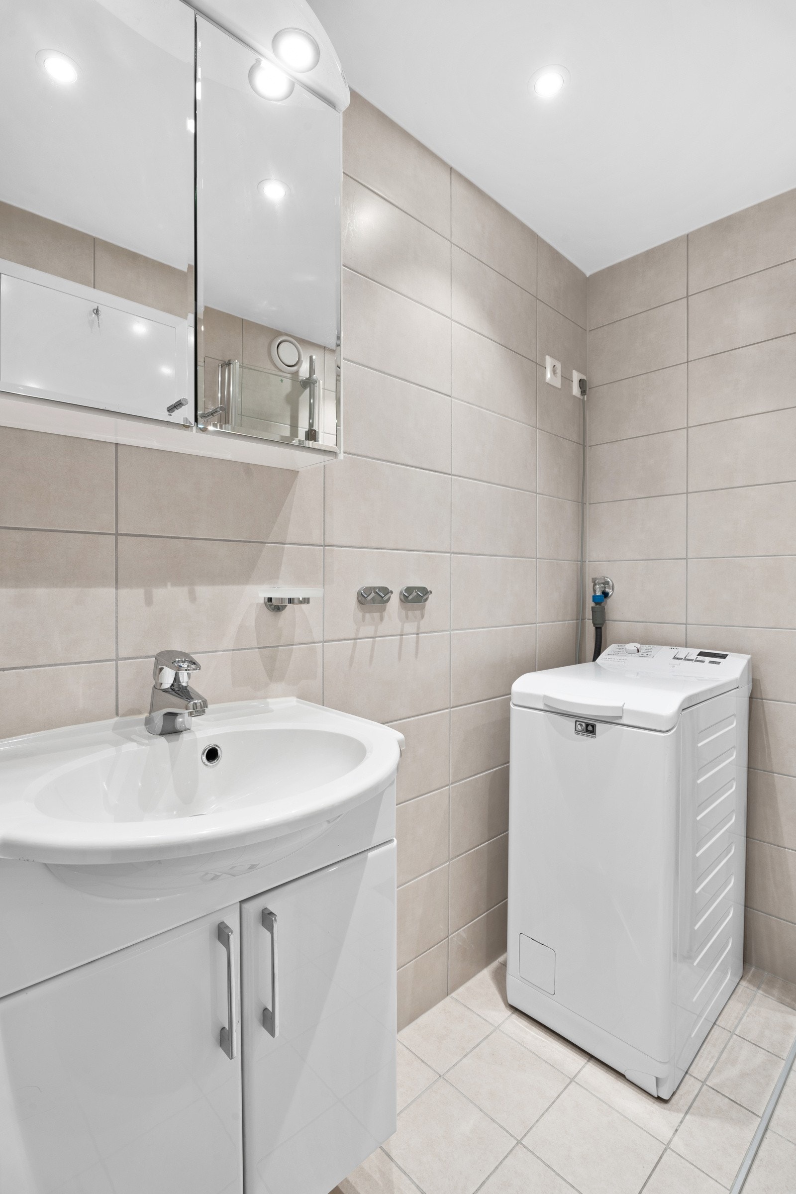 Badet er totalmodernisert i regi av borettslaget i 2021. Galleribilde