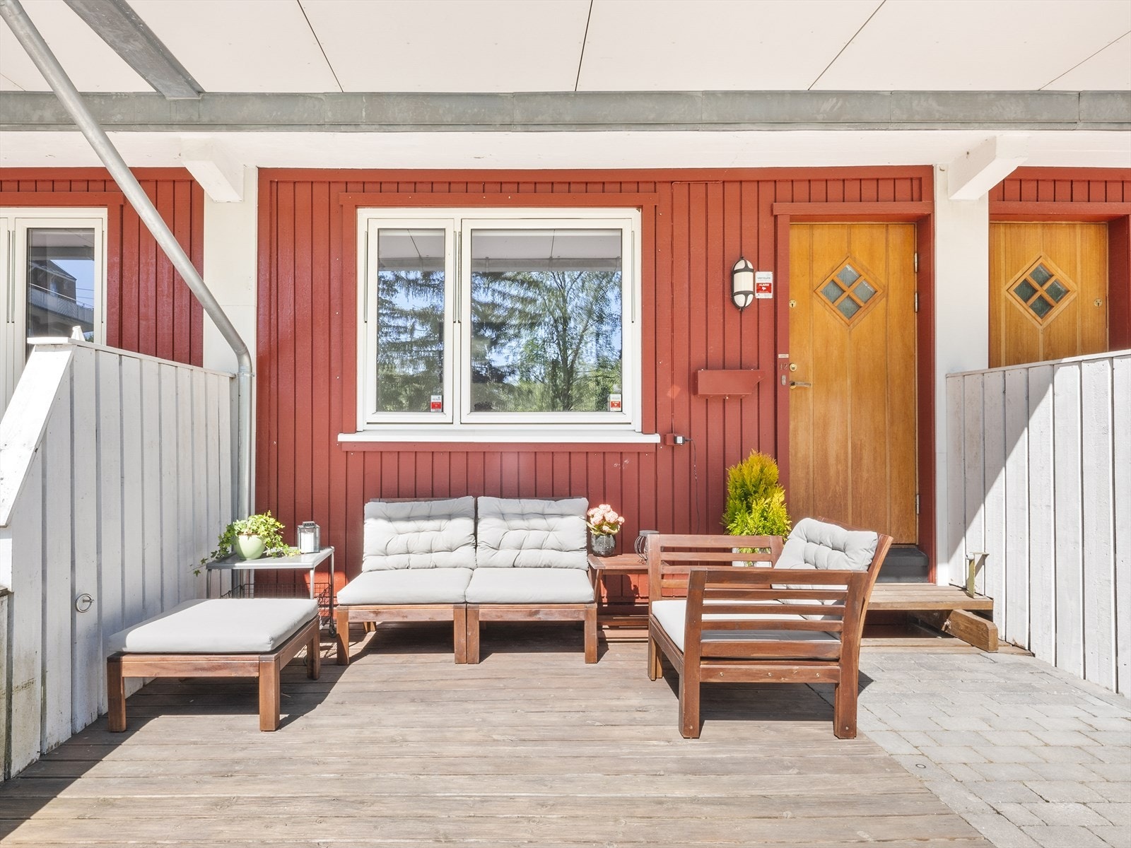 Duy Vidar Tang v/ EiendomsMegler 1 har gleden av å presentere Rådyrveien 5! Galleribilde