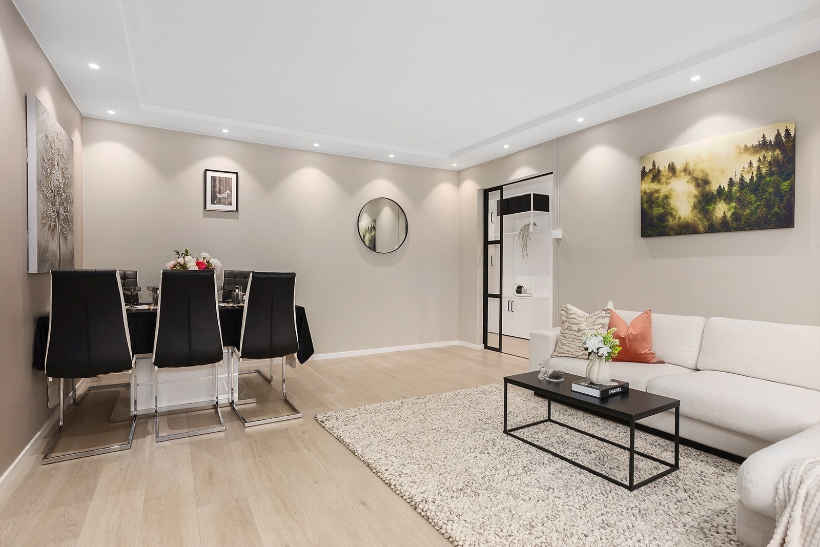 En lys og innbydende 3-roms leilighet med attraktiv beliggenhet på Lambertseter! Galleribilde