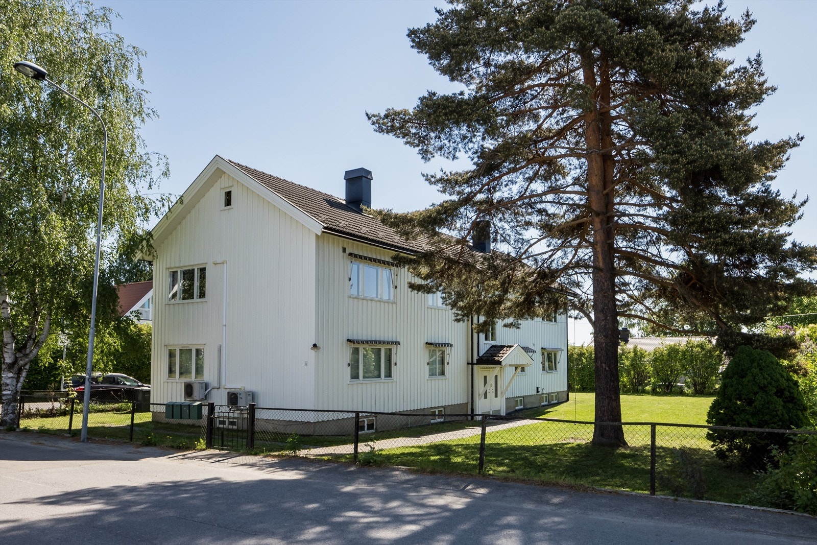 Velkommen inn. Leiligheten ligger i 2. etasje. Galleribilde