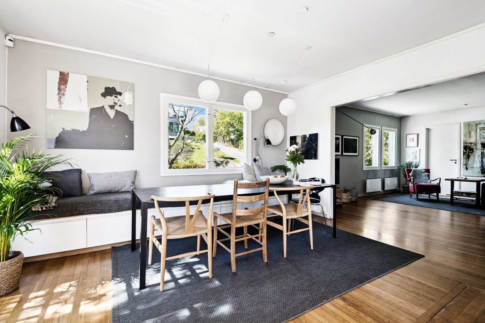 Boligen har en meget god planløsning, og er godt vedlikeholdt oppigjennom årene fra starten av 2000-tallet og frem til nå. Galleribilde