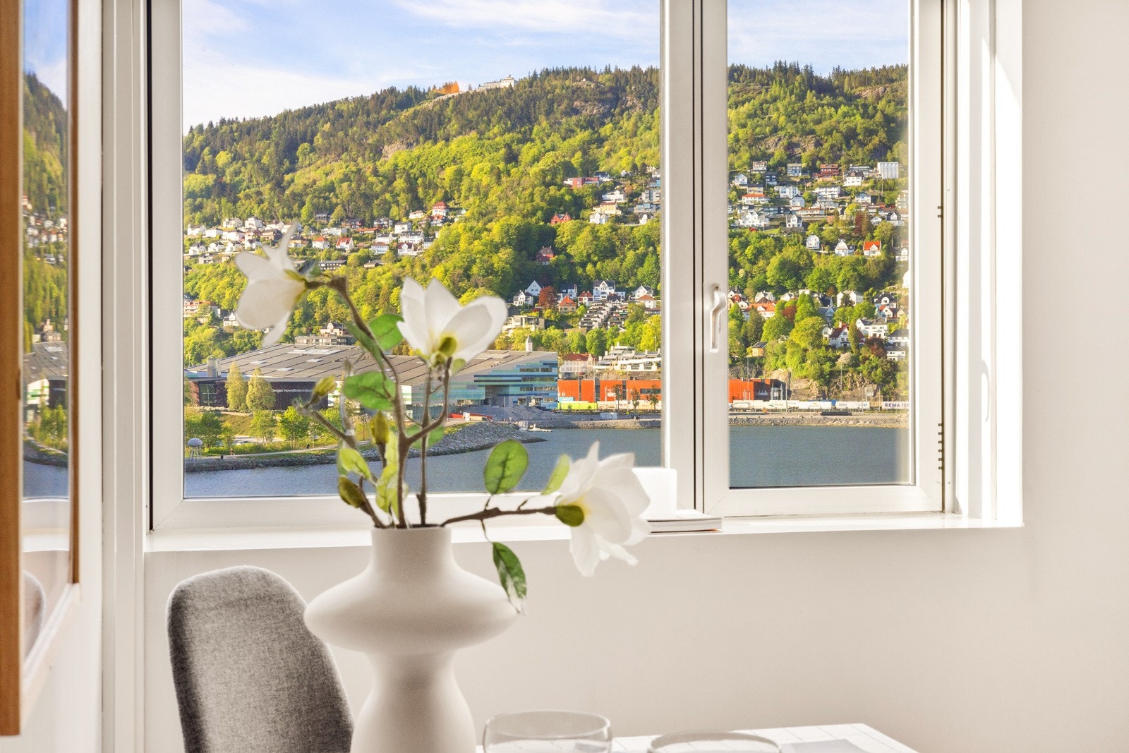 Velkommen til Møllendalsveien 4! En moderne leilighet med sentrumsnær beliggenhet. Galleribilde