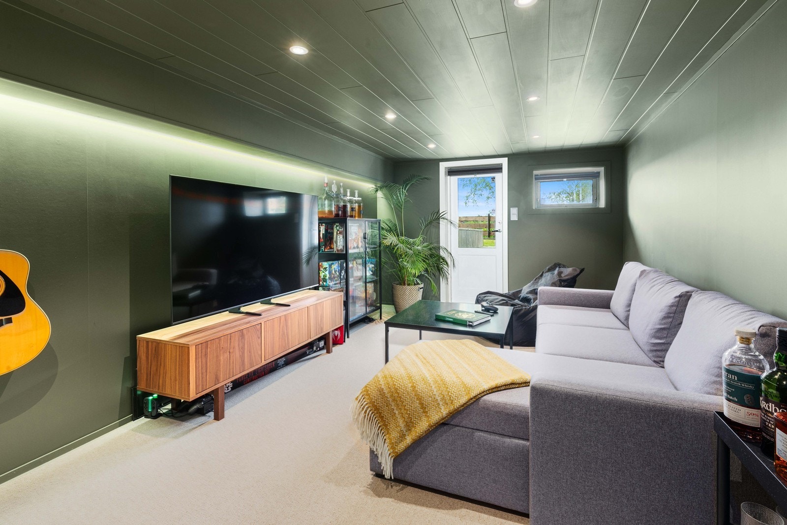 Innredet bod (ikke søkt godkjent til varig opphold). Galleribilde