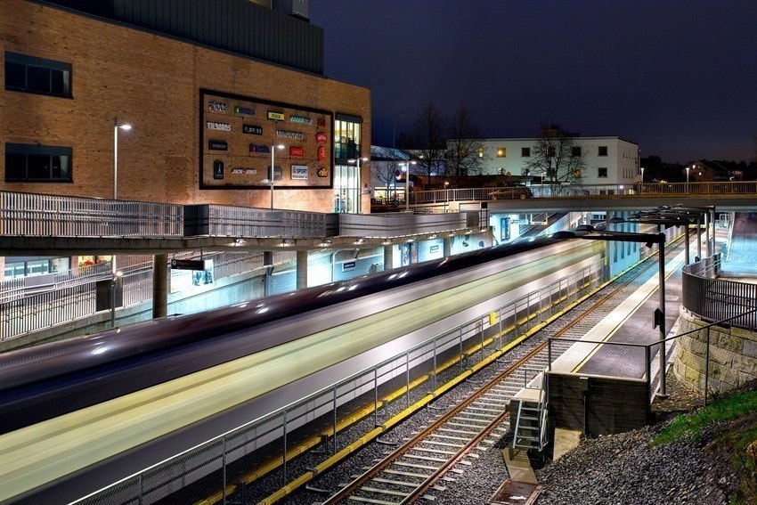 Lambertseter T-banestasjon. Galleribilde