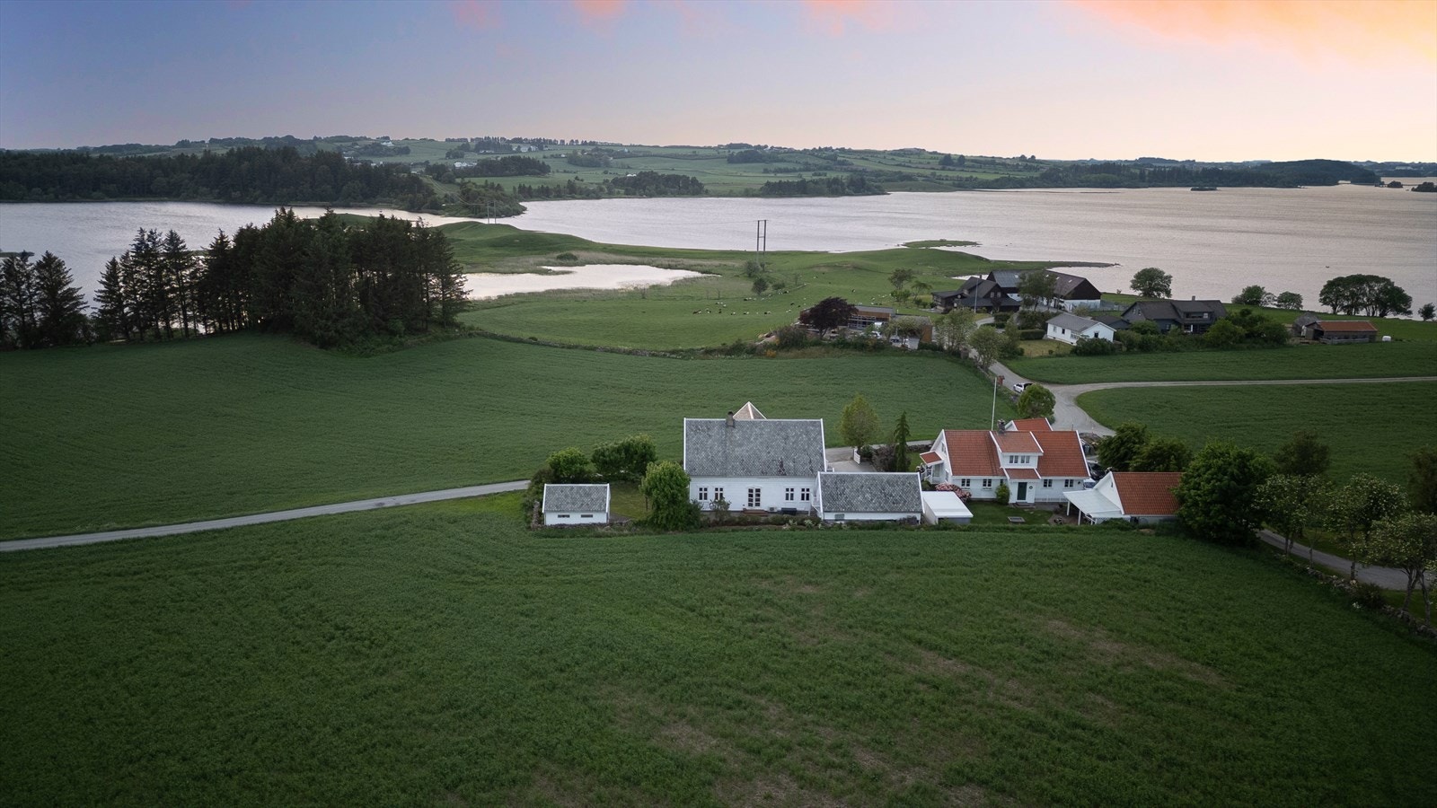 Her bor man tilbaketrukket, men samtidig nært det meste. Galleribilde