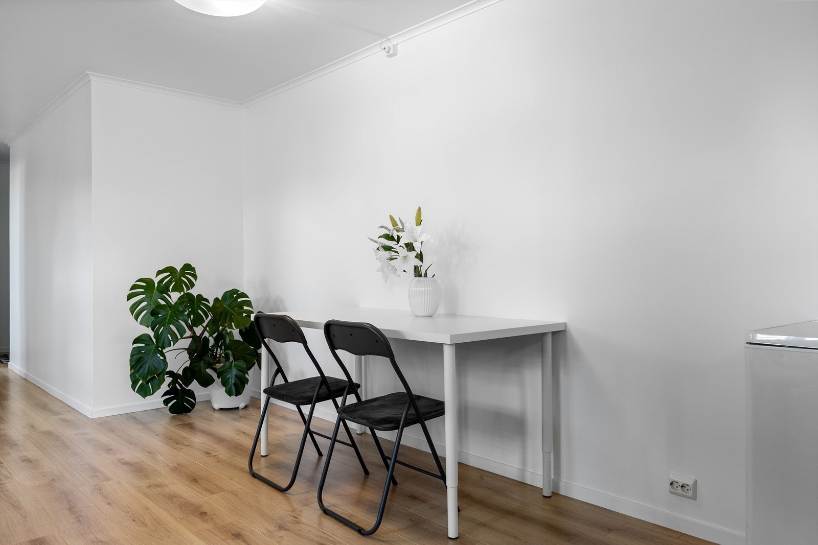 Kjeller: Stue/kjøkken Galleribilde