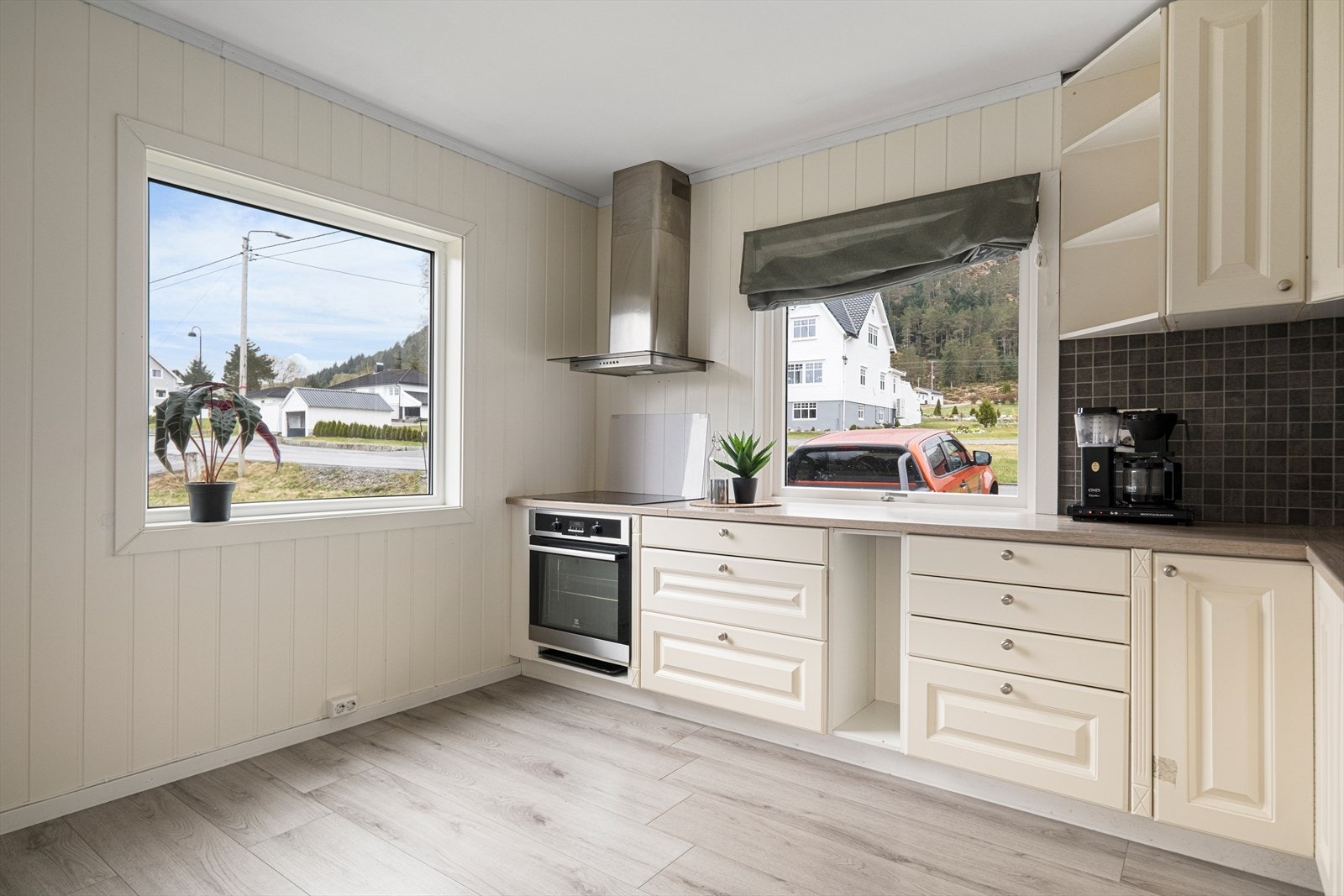 Kjøkken i hovedetasje Galleribilde