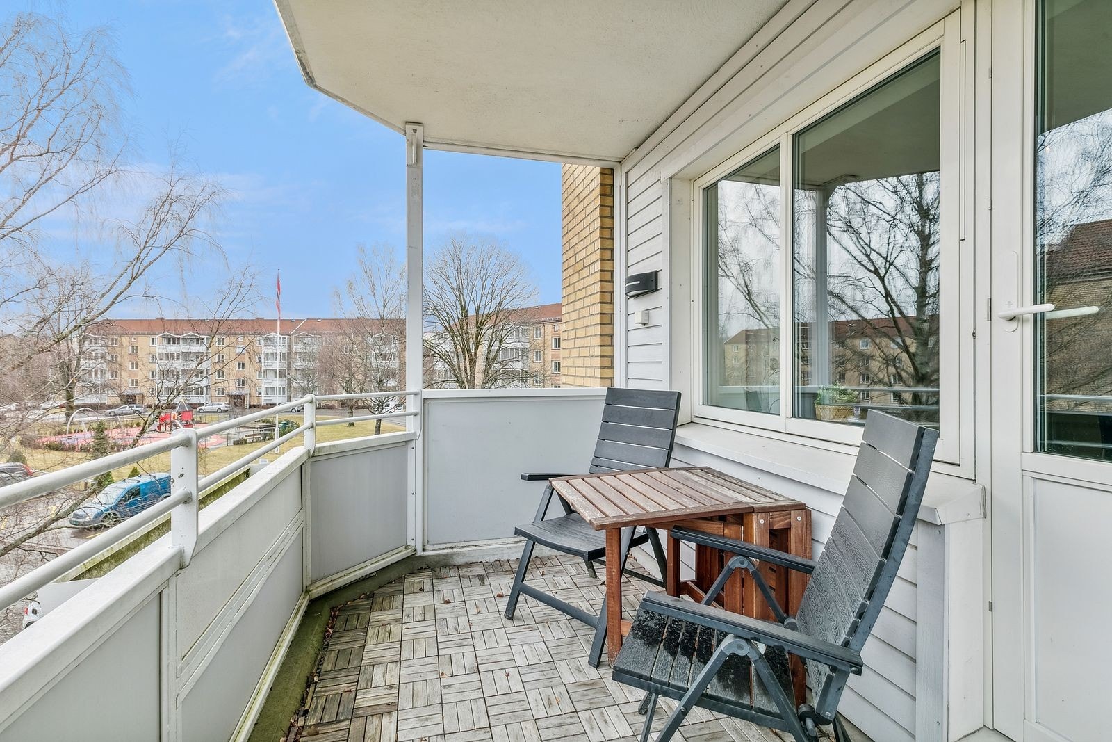Fra stuen er det tilgang til flott balkong Galleribilde