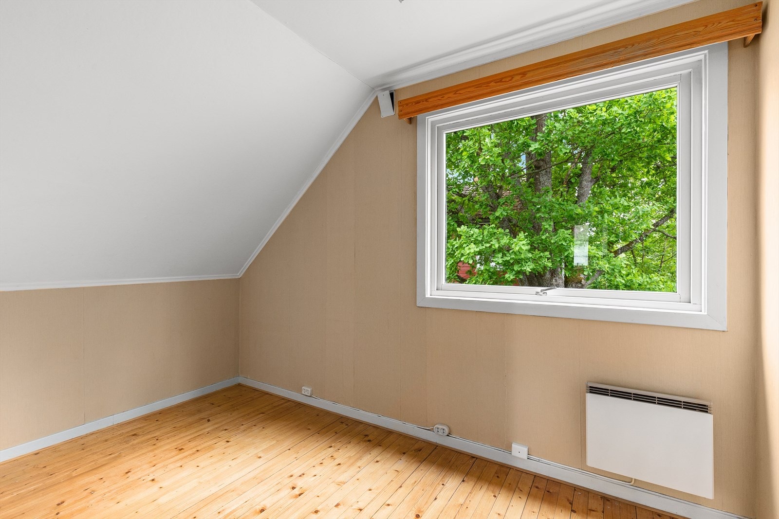 Soverom i 2 etg Galleribilde