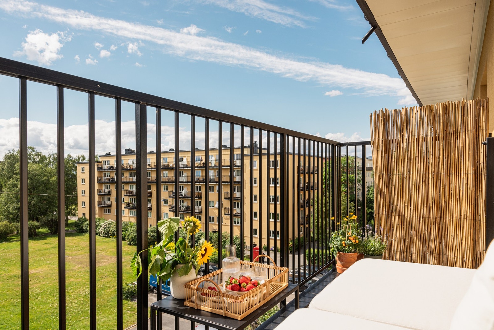 Åpent utsyn over fellesområdet. Galleribilde