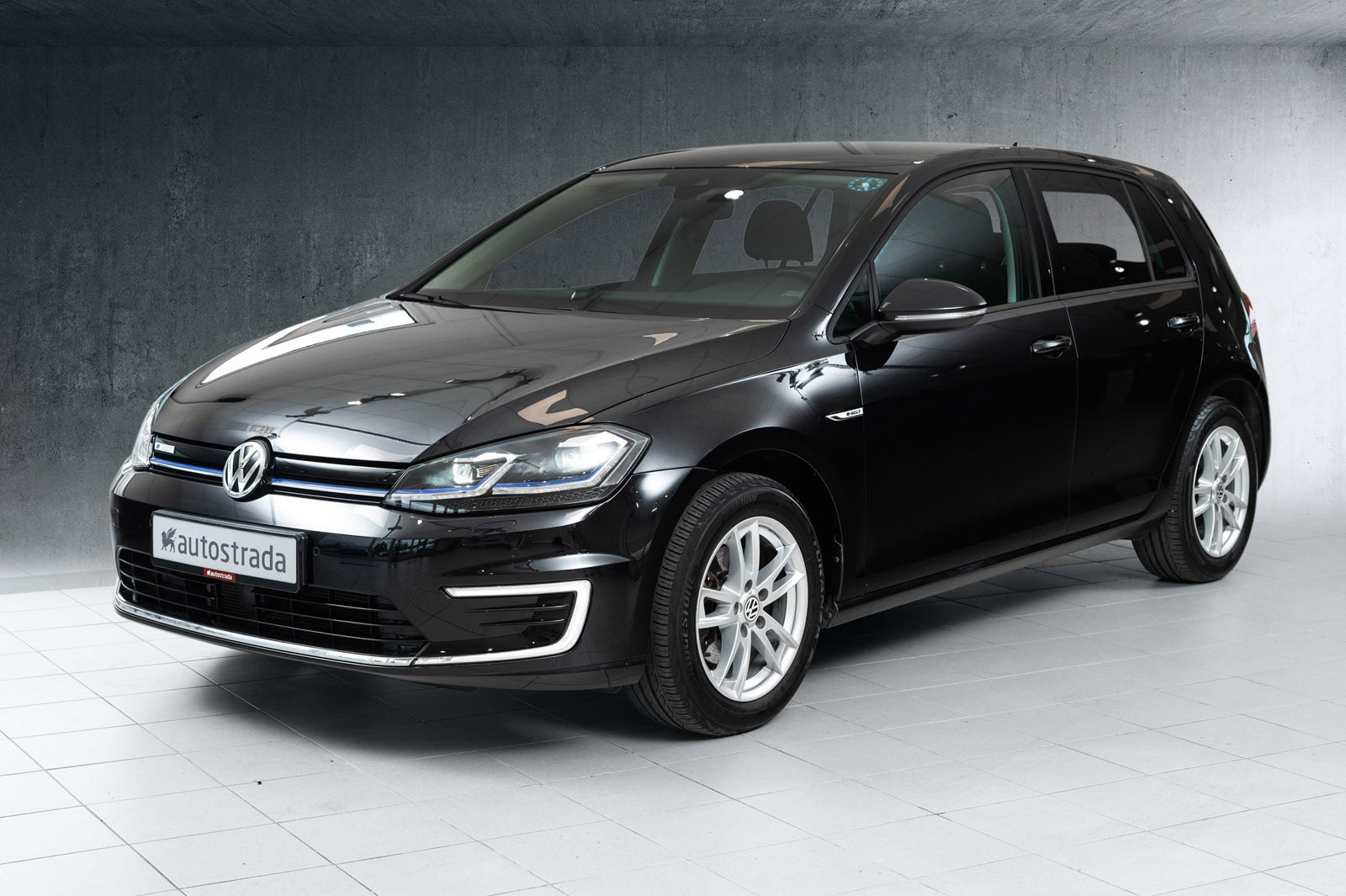 Volkswagen Golf Exclusive (K) / Skinn / LED / ++  2020, 32 500 km, kr 215 000,-