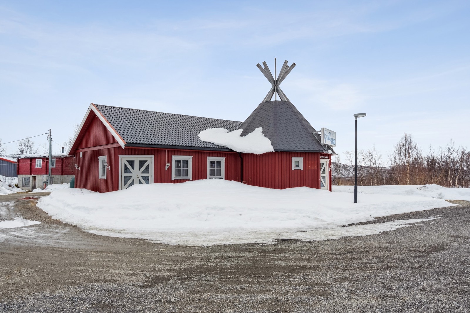 Velkommen på visning. Ta kontakt med Mats Henrik Anti.
Foto: EFKT Galleribilde