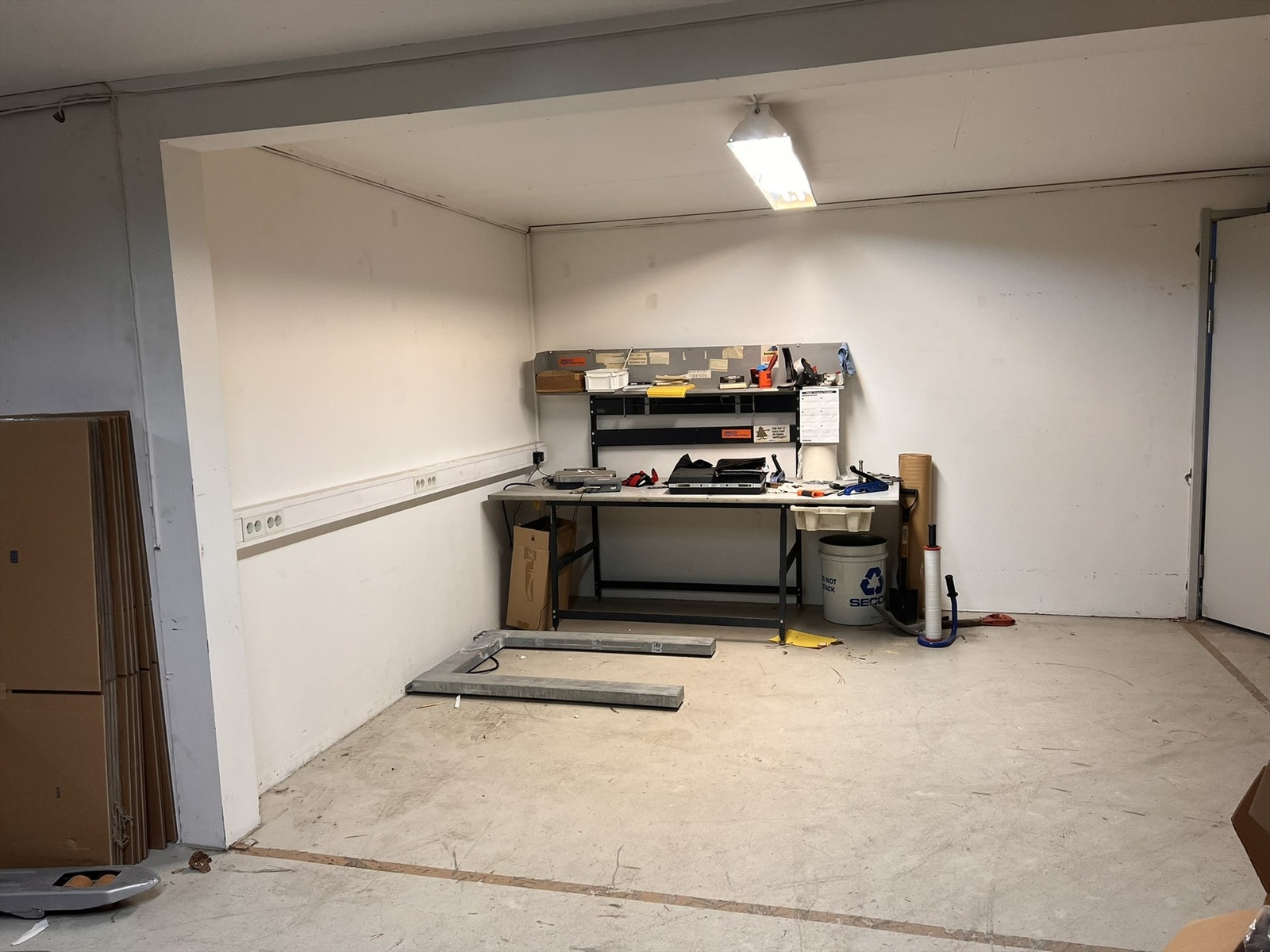 Lager u ets -2.JPEG Galleribilde