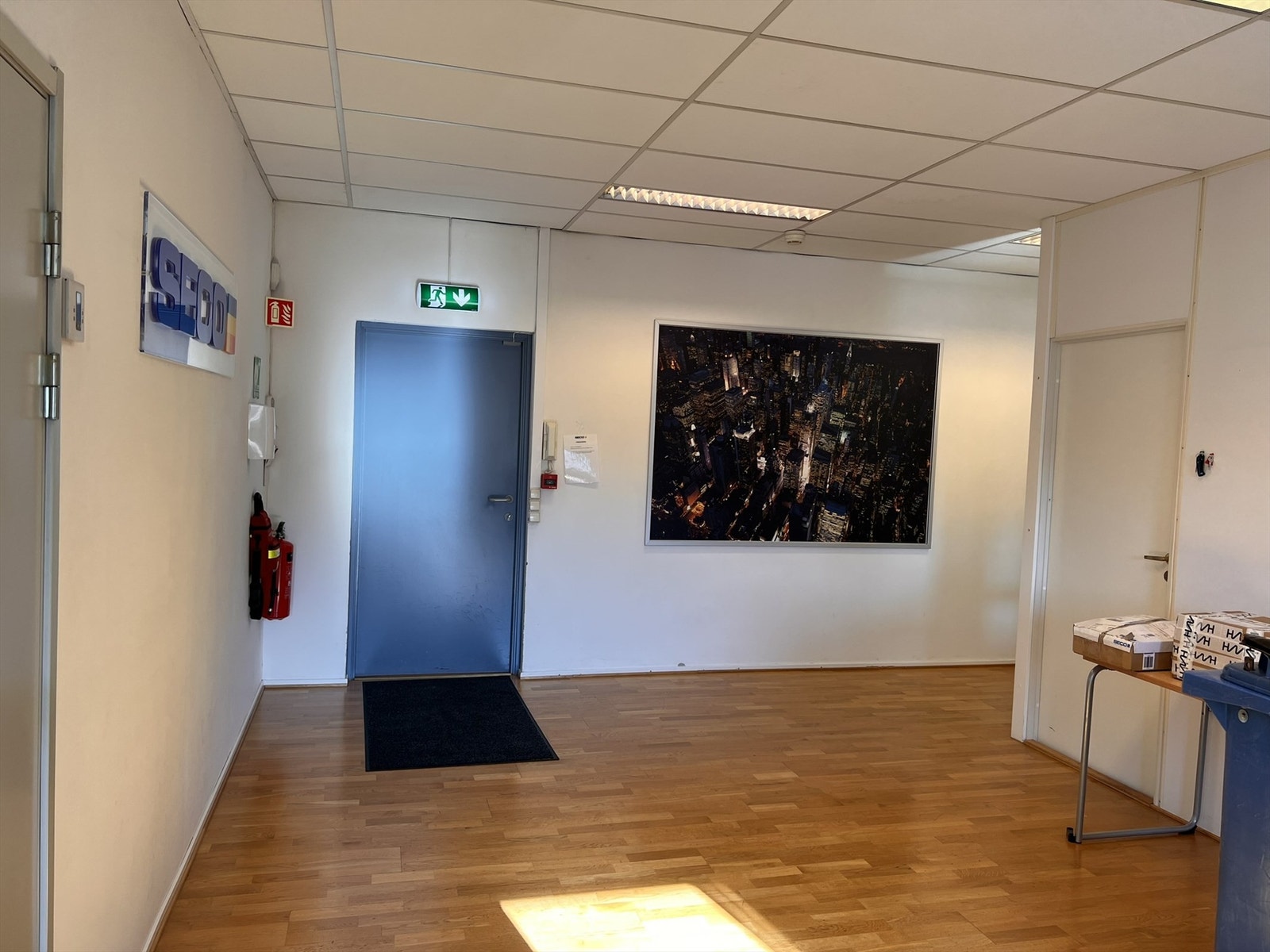 Inngangsdør - DEL E Galleribilde