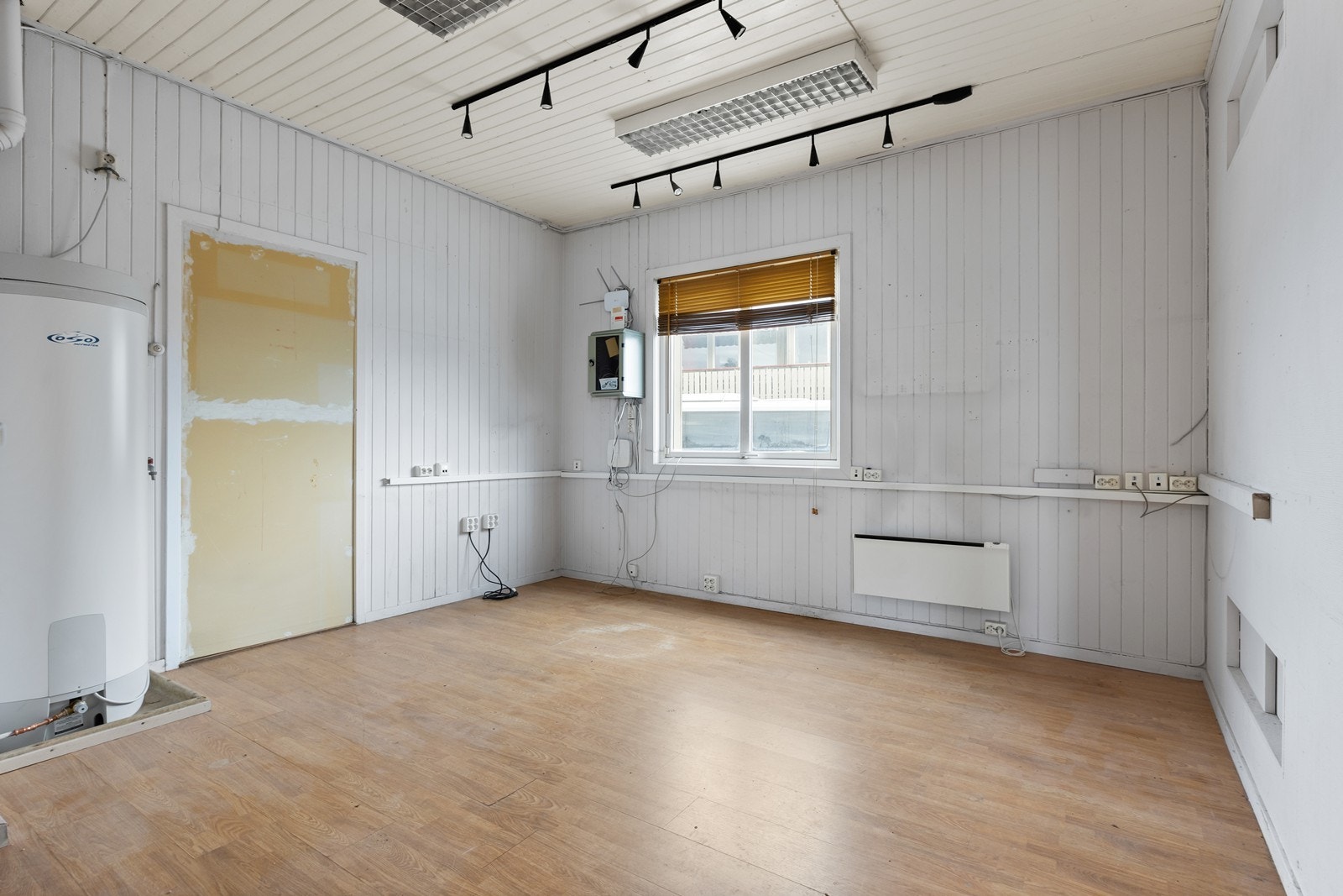 Deler av lokalene er av eldre standard. Galleribilde