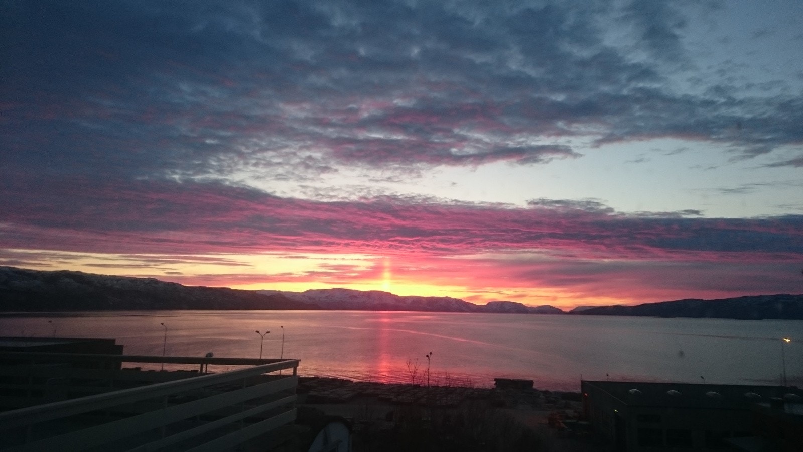 Nydelig beliggenhet og utsikt - privat foto Galleribilde