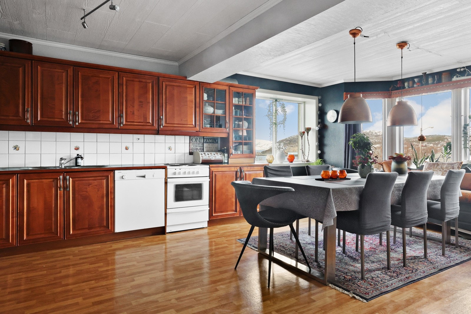 Hovedbolig - kjøkken Galleribilde