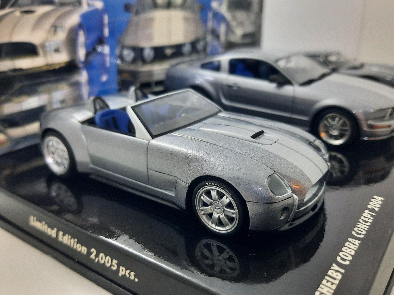 1/43 Minichamps - Ford Concept 3pcs set Cobra/Mustang/GT