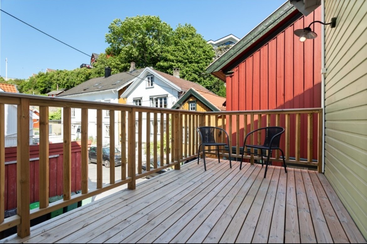 Balkong som deles med øvrige leietakere i bygget Galleribilde