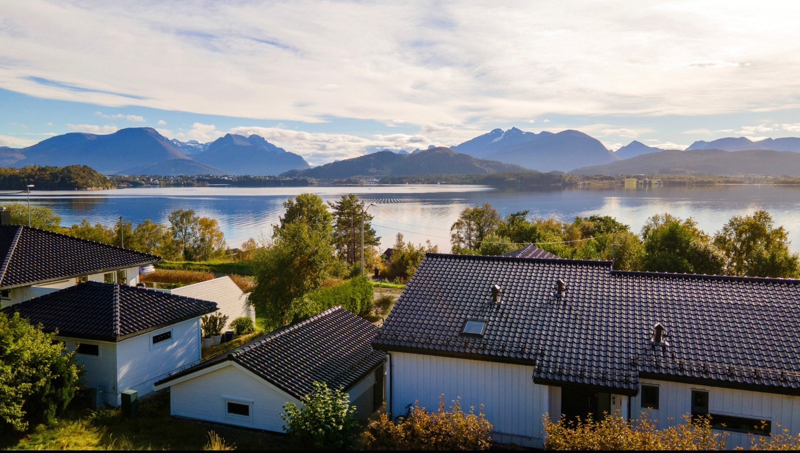 Utsikt fra tomta Galleribilde