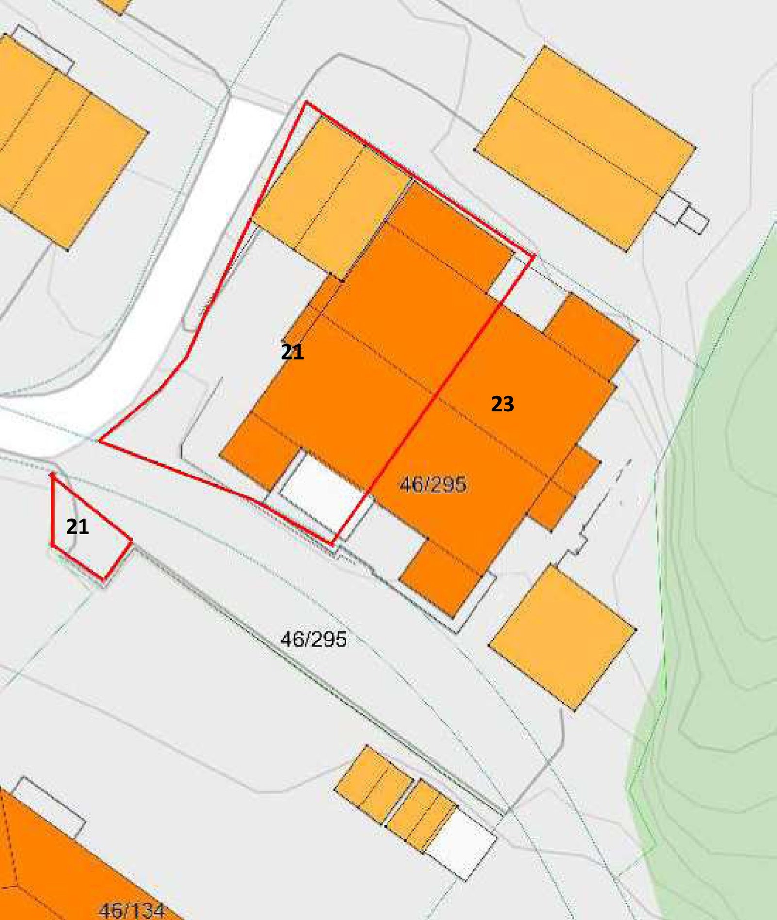 Ekstra parkeringsplass, eller plass til trampoline medfølger. Galleribilde