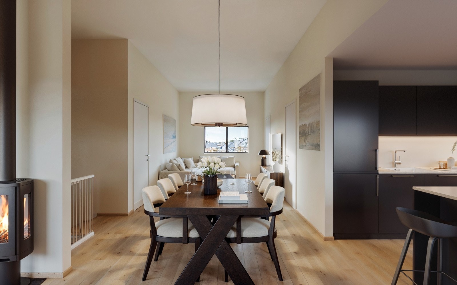 Opp trappen kommer man til en stor og åpen stue (58kvm i bolig A og 72 kvm i bolig B og C) Galleribilde