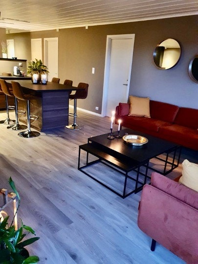 Stue oppe - Galleribilde