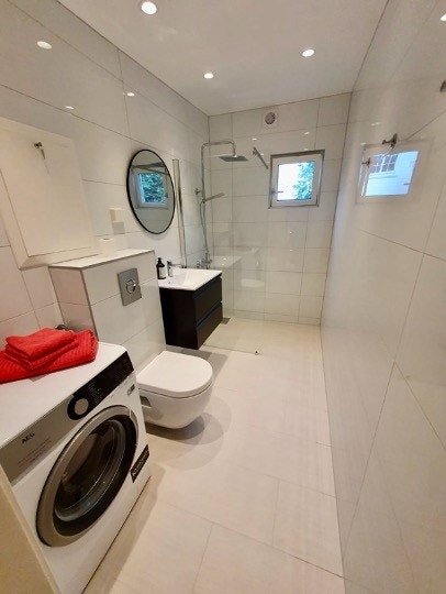 Bad 4 av 4 - du deler med en person - Vaskemaskin alle bad Galleribilde