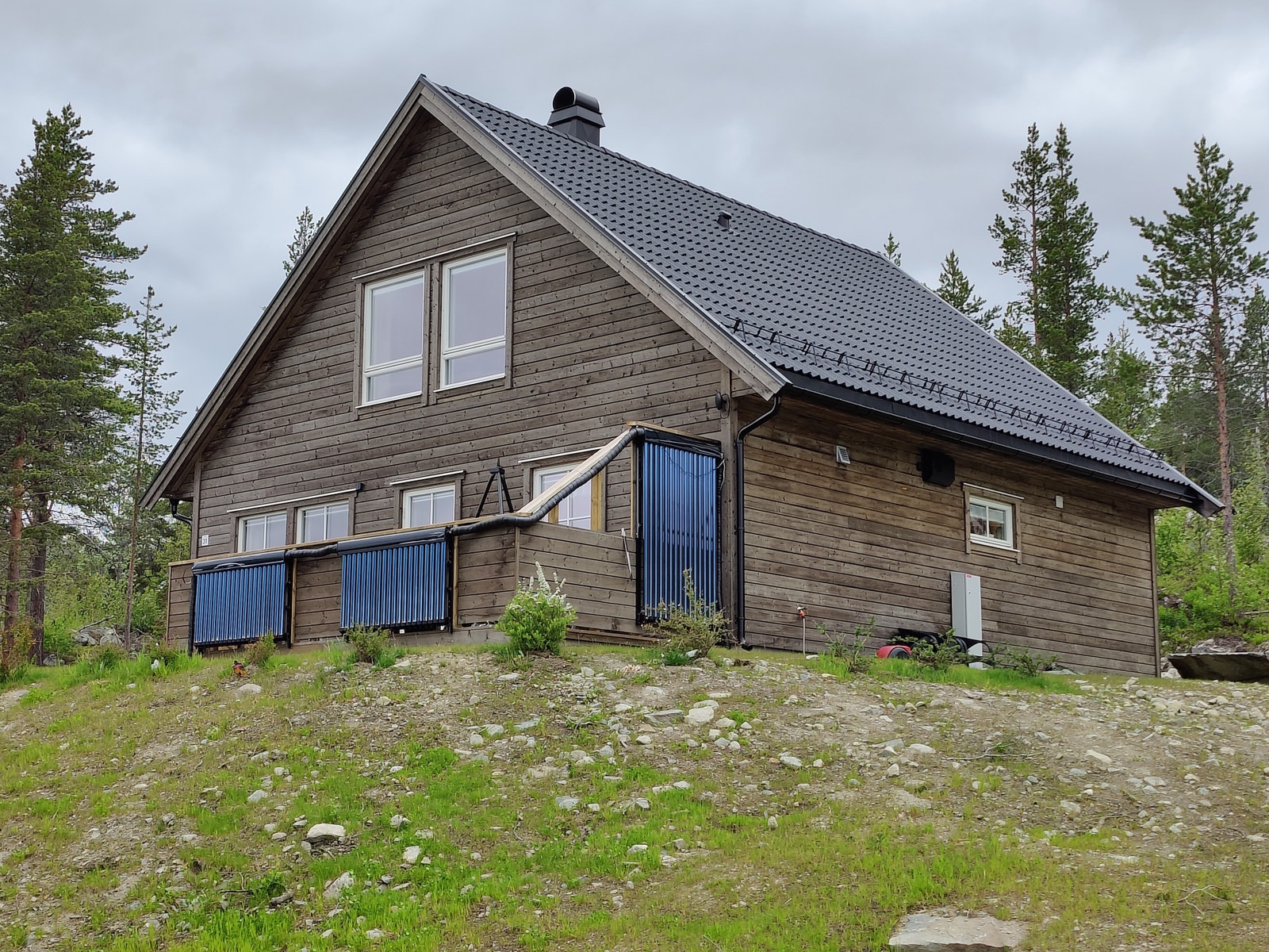 Bias er en av hustypene som er prosjektert på tomt 1. Denne visningsboligen finnes i Fjell-ljom boligfelt, Skurdalen. . Galleribilde