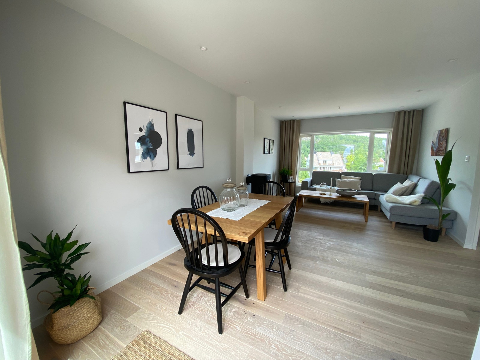 Spise plass med stue Galleribilde