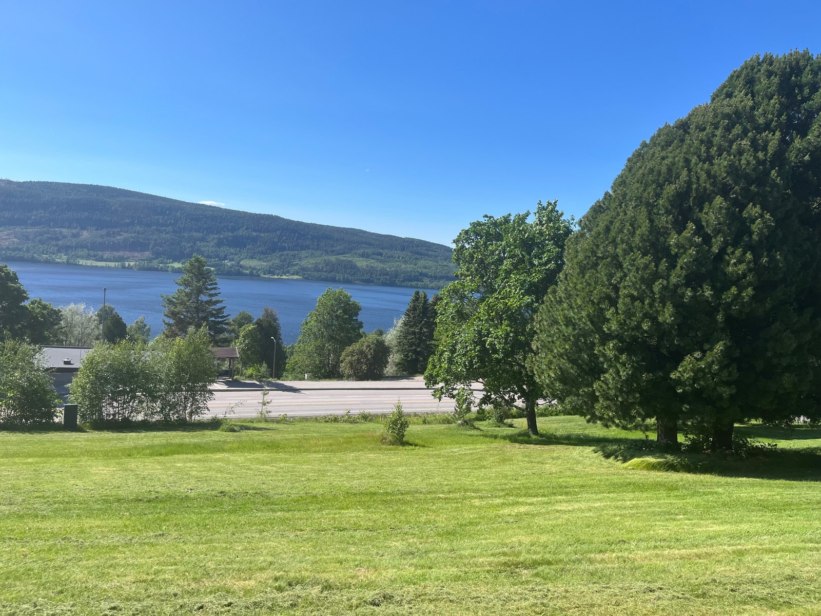 Fantastisk fjordutsikt vestvendt mot Randsjforden Galleribilde