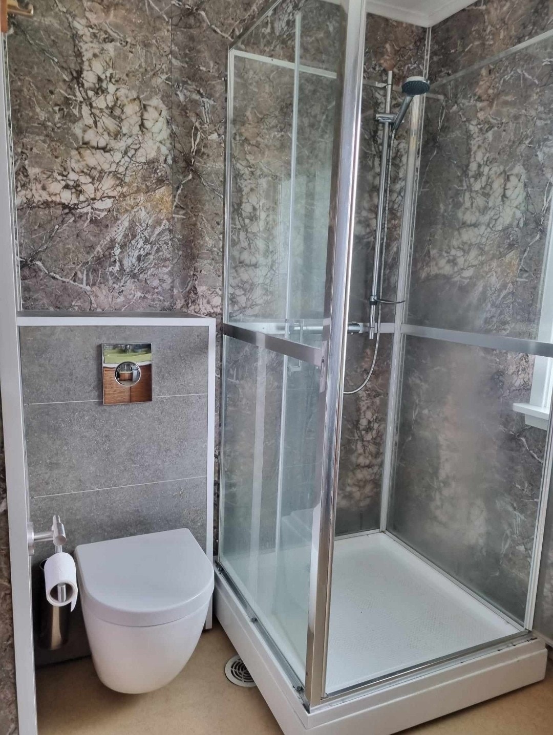 Bad 2.etg. Galleribilde