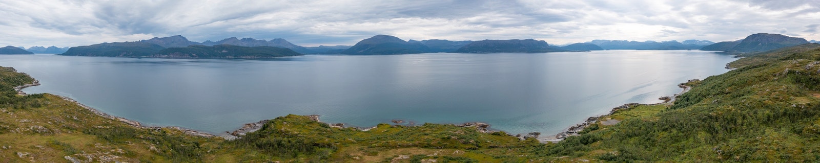 Panorama mot Reisafjorden Galleribilde