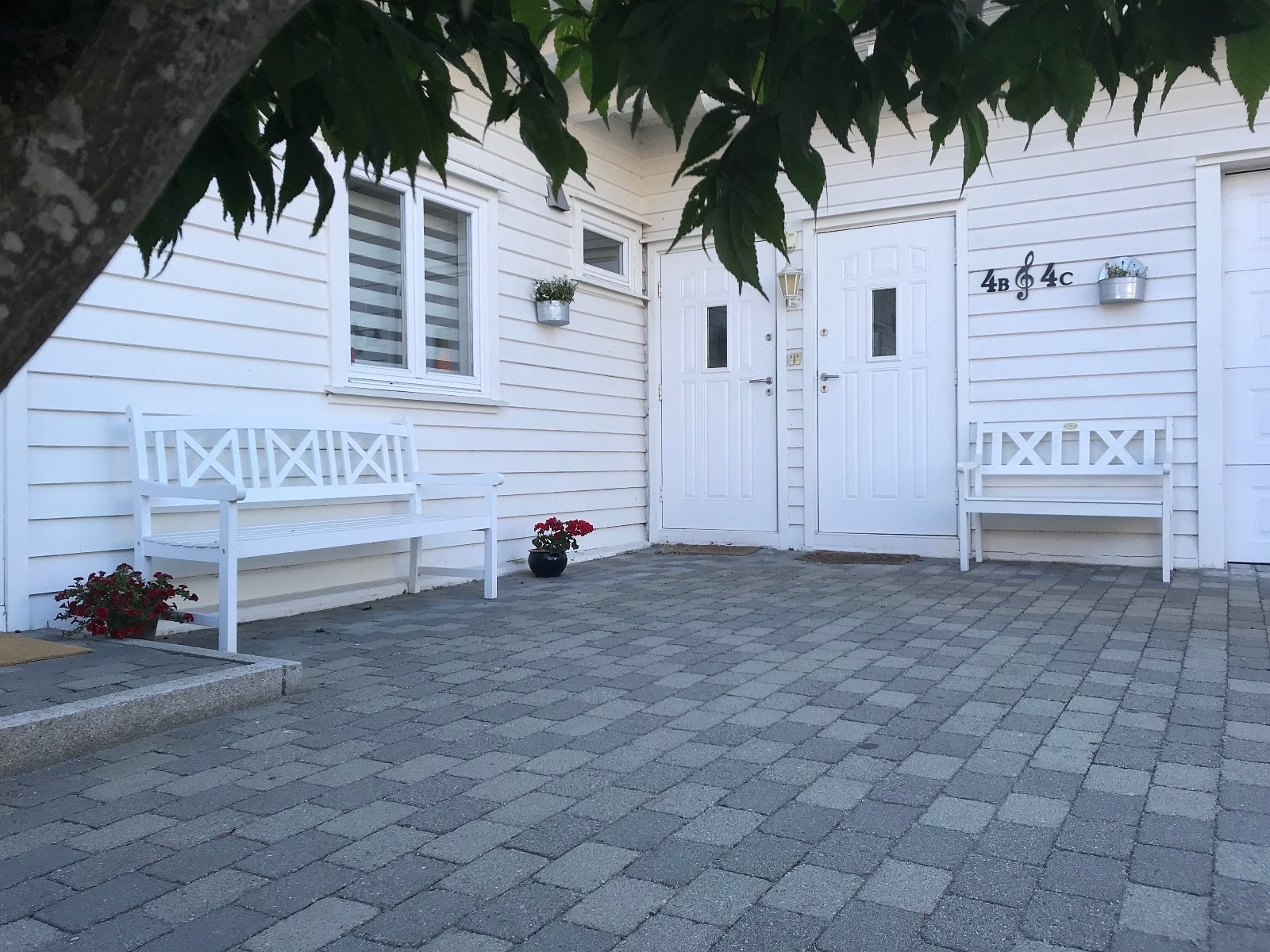 Sitteplass ute Galleribilde